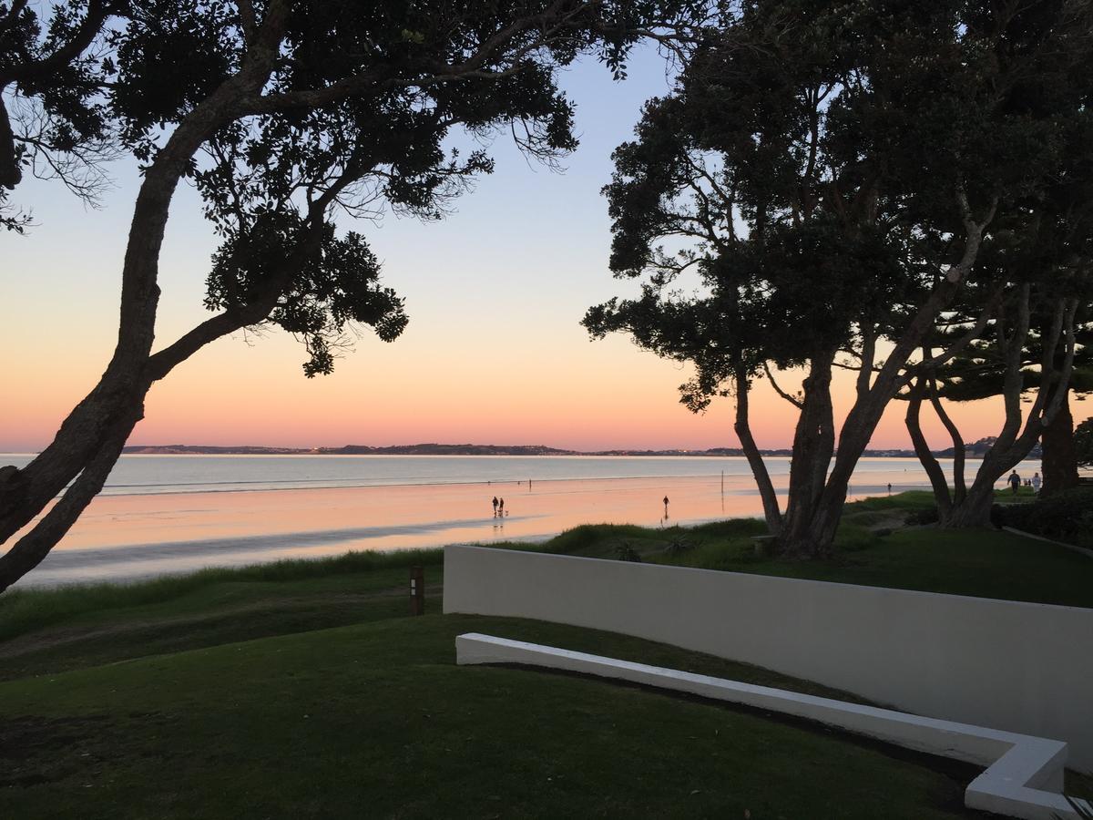 Orewa Beachfront Haven Buitenkant foto