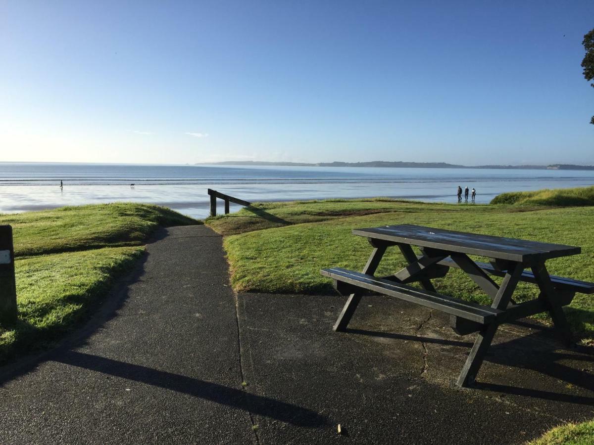 Orewa Beachfront Haven Buitenkant foto