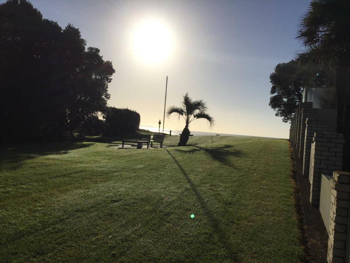 Orewa Beachfront Haven Buitenkant foto