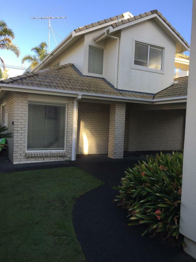 Orewa Beachfront Haven Buitenkant foto
